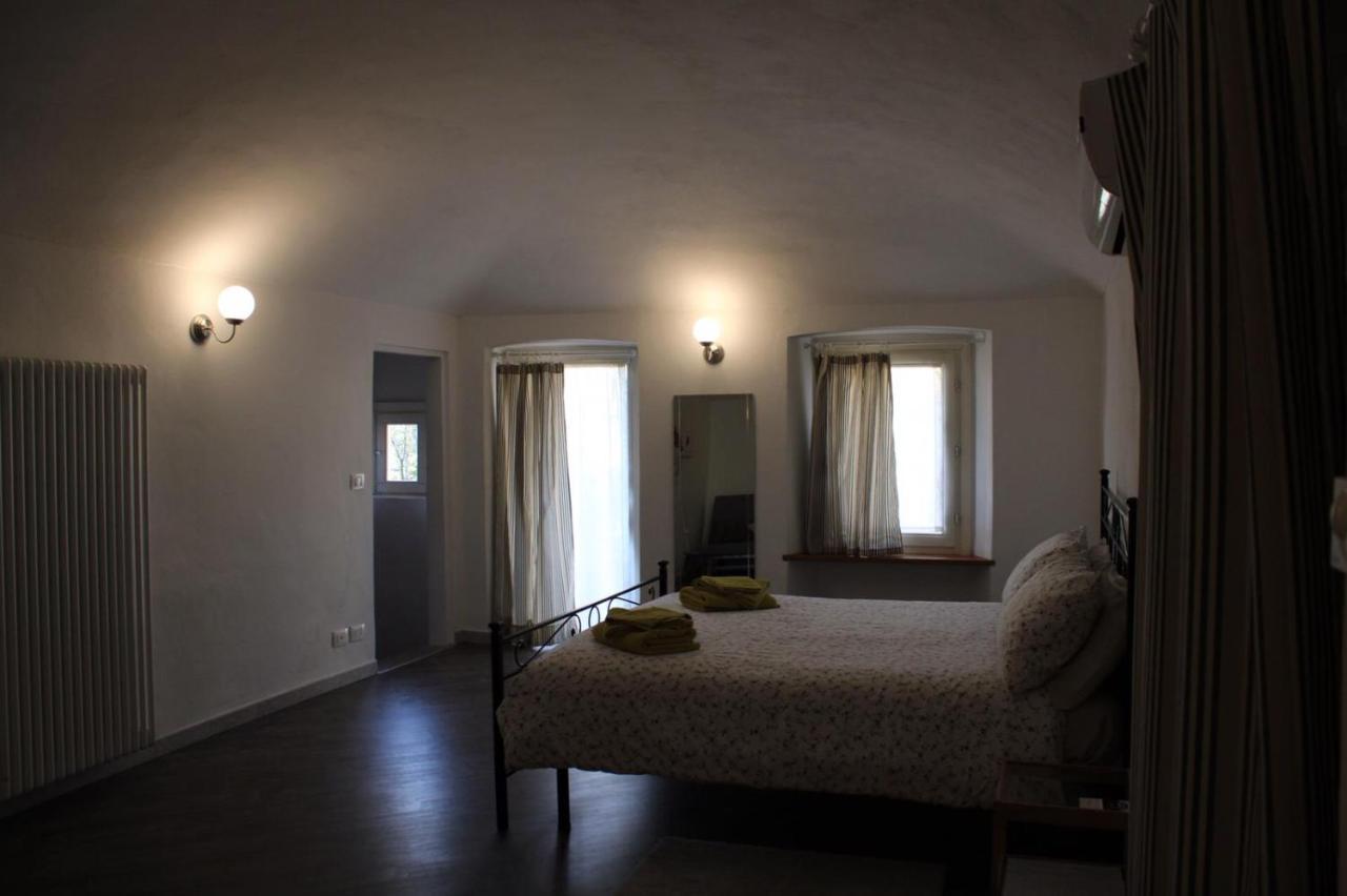 Bed&Braja Hotel Vische Luaran gambar